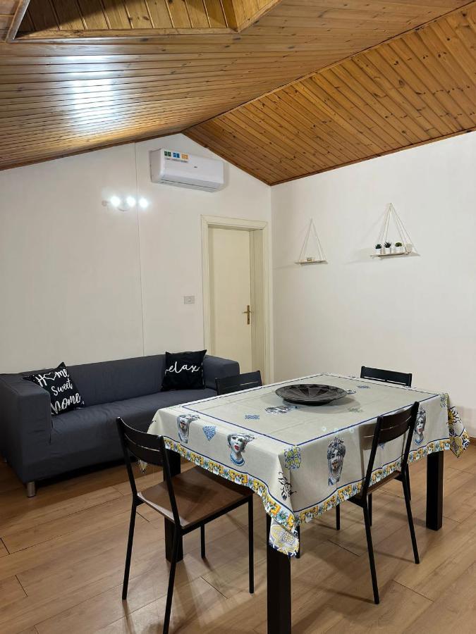 La Mansarda Di Melo Apartamento Catânia Exterior foto